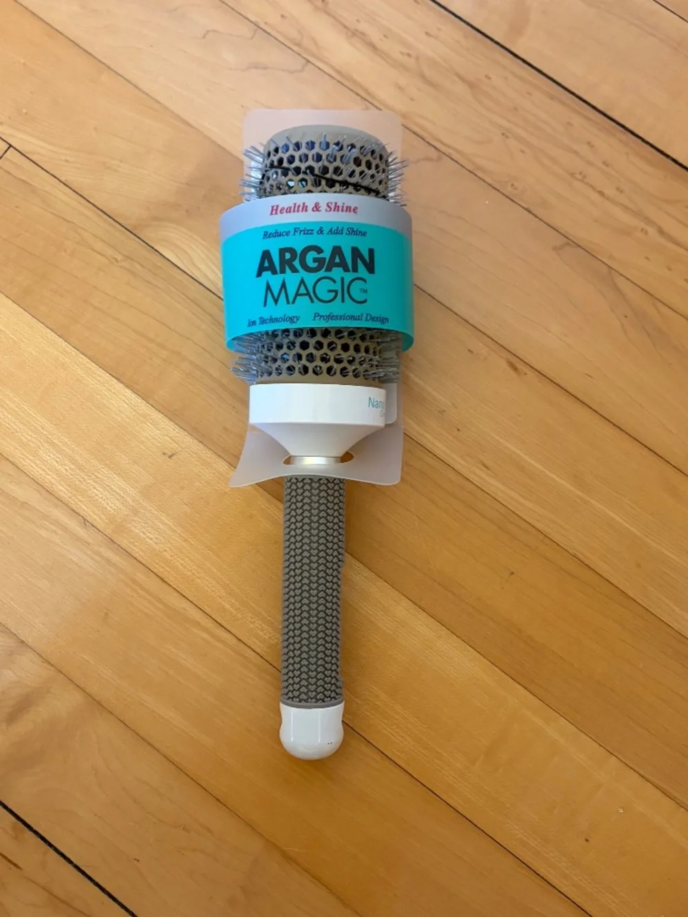 Argan Magic Round Brush #AM-119 Reduce Frizz &Add Shine Nano Technology Ceramic - Picture 2 of 4